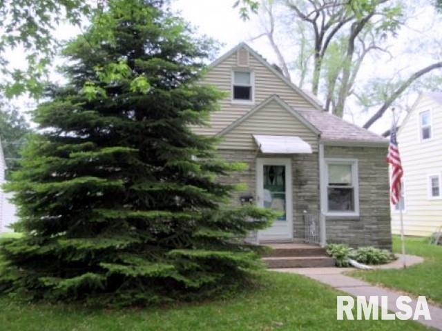 2013 4th Street Moline, IL 61265 - Photo 1 of 33 Gallery Image 1