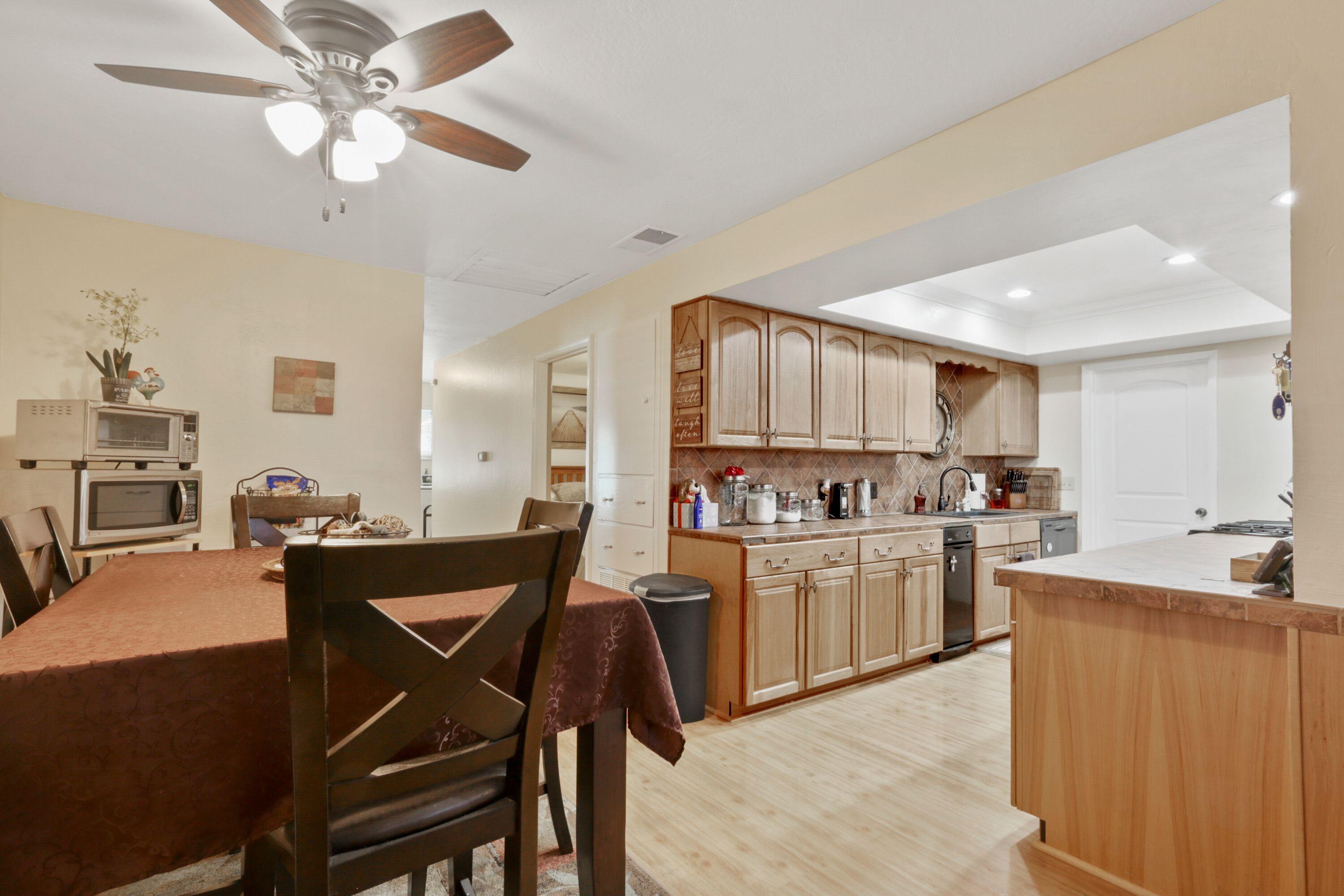 307 Channing Way Exeter, CA 93221 - Photo 15 of 24 16