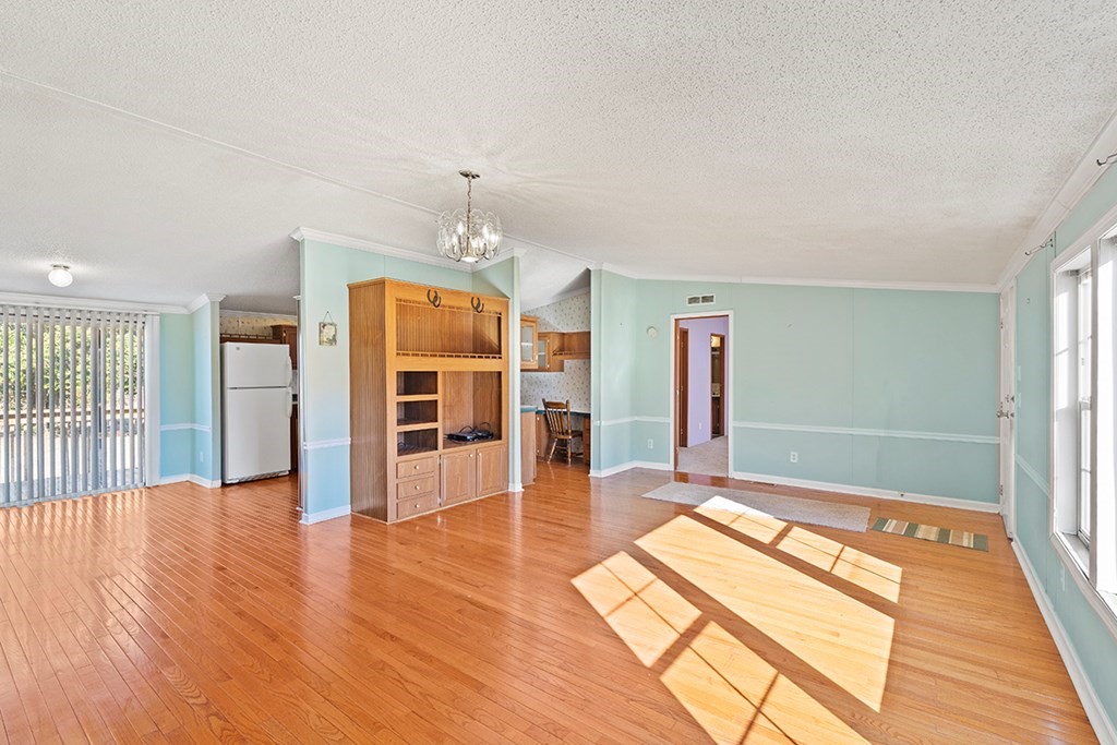 402 Hawthorne Road Honea Path, SC 29654 - Photo 3 of 16