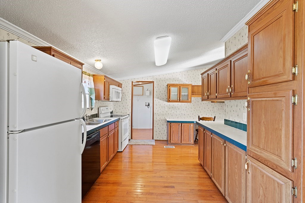 402 Hawthorne Road Honea Path, SC 29654 - Photo 4 of 16