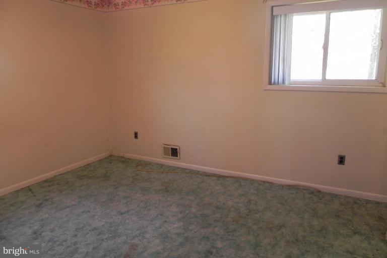 7015 Presley Road Lanham, MD 20706 - Photo 12 of 16 Bedroom #3