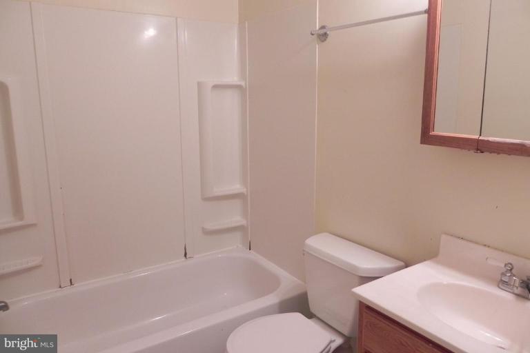7015 Presley Road Lanham, MD 20706 - Photo 13 of 16 Bath #2