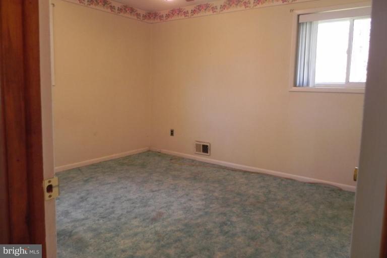7015 Presley Road Lanham, MD 20706 - Photo 8 of 16 Master Bedroom #2