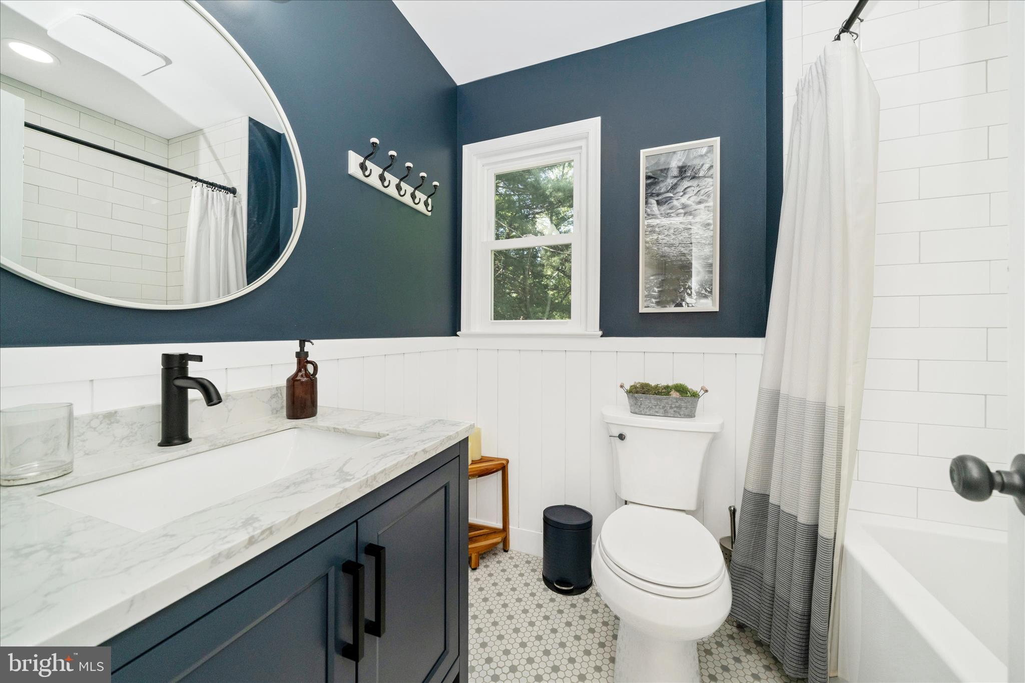 13120 Clifton Road Silver Spring, MD 20904 - Photo 37 of 38 Upstairs Hall Bath