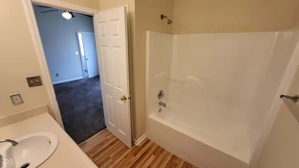 $1,975 | 6025 Prairie Meadow Drive, Indianapolis, IN 46221