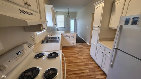 $1,975 | 6025 Prairie Meadow Drive, Indianapolis, IN 46221