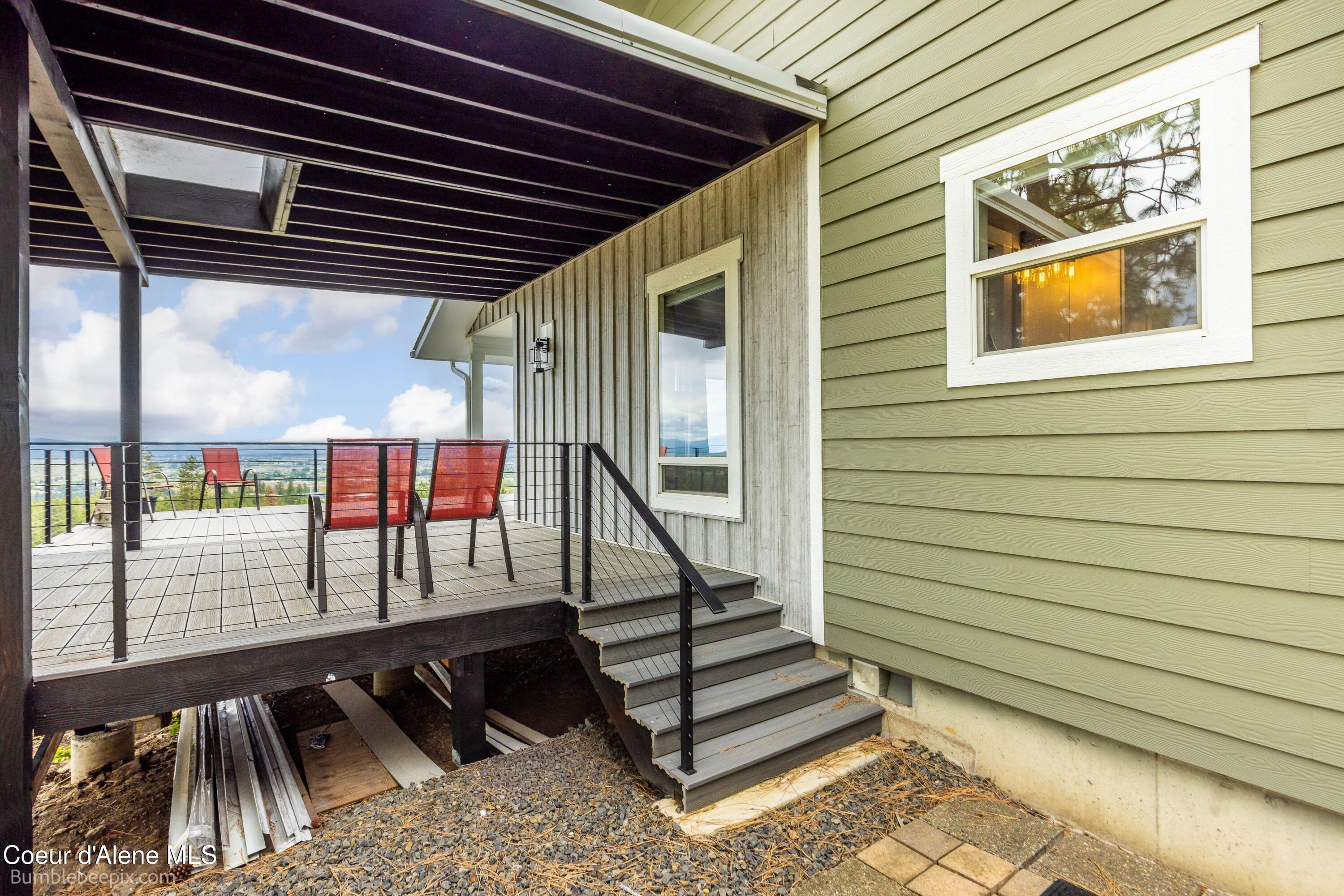 10324 North Payment Peak Road Post Falls, ID 83854 - Photo 35 of 98 Main deck