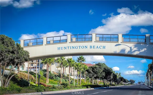 $725,000 | 16511 Caballero Lane, Huntington Beach, CA 92649