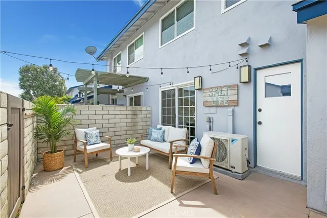 $725,000 | 16511 Caballero Lane, Huntington Beach, CA 92649