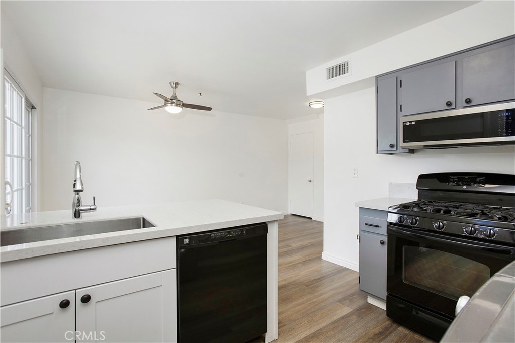 16511 Caballero Lane Huntington Beach, CA 92649 - Photo 7 of 30