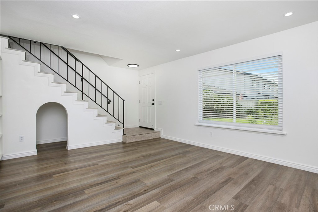 16511 Caballero Lane Huntington Beach, CA 92649 - Photo 8 of 30