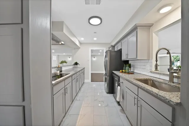 $3,200 | 3046 Rotan Lane, Dallas, TX 75229