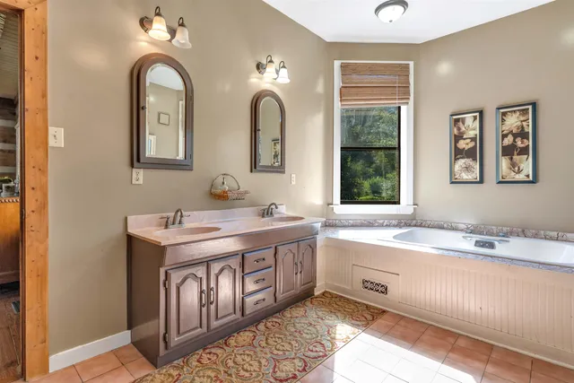 $674,900 | 3890 Mebane Road, Oakland, TN 38060