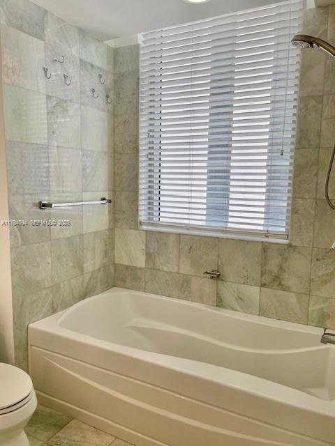 1050 Brickell Avenue, Unit 1602 Miami, FL 33131 - Photo 18 of 21