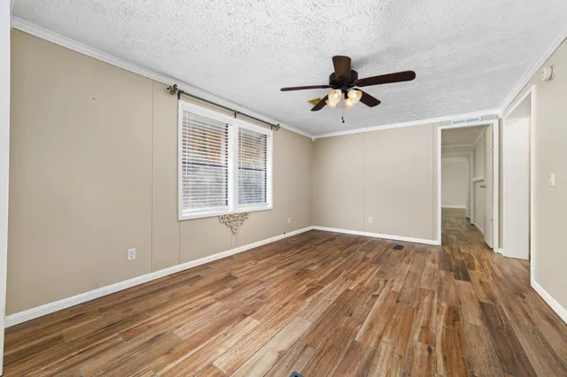 $414,900 | 527 Bear Creek Drive, Cherokee, AL 35616