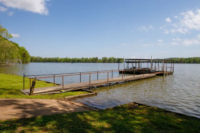 $414,900 | 527 Bear Creek Drive, Cherokee, AL 35616