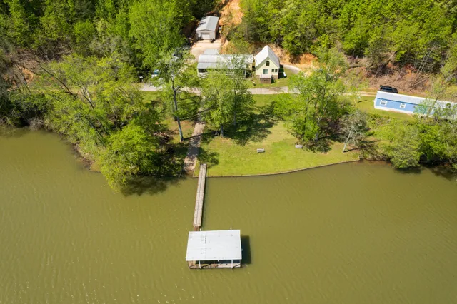 $414,900 | 527 Bear Creek Drive, Cherokee, AL 35616