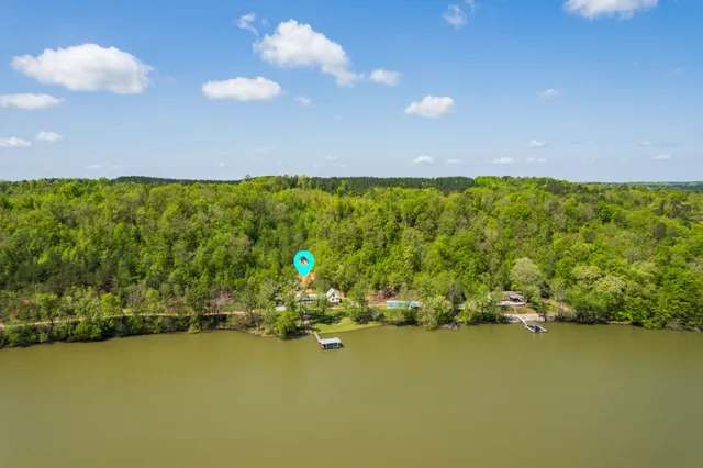 $414,900 | 527 Bear Creek Drive, Cherokee, AL 35616