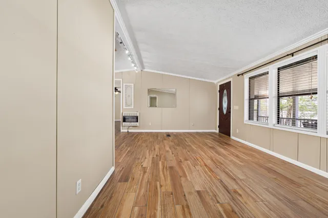 $414,900 | 527 Bear Creek Drive, Cherokee, AL 35616