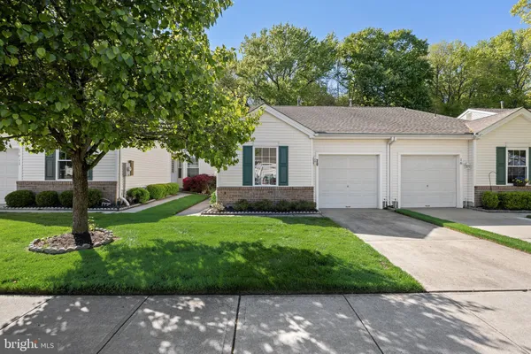 $399,900 | 20 Peppergrass Drive North, Mount Laurel, NJ 08054