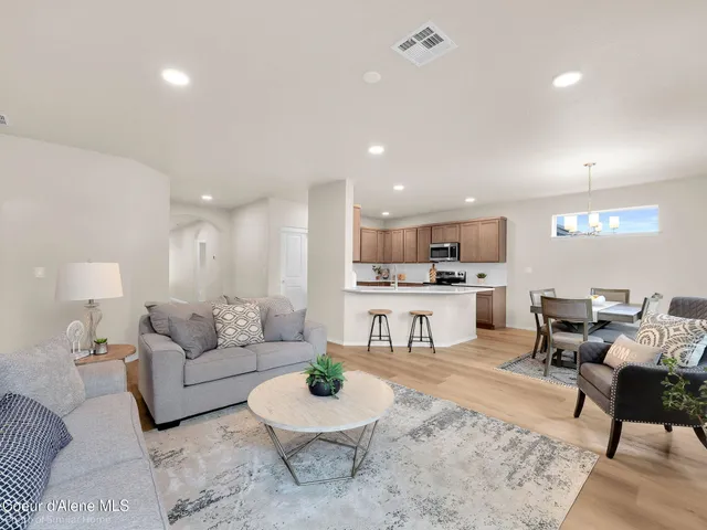 $509,990 | 987 East Healy Avenue, Post Falls, ID 83854