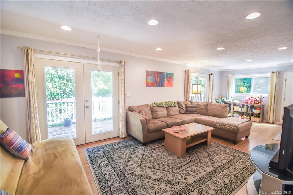 31 Arco Road Asheville, NC 28805 - Photo 16 of 24 Gallery Image 16