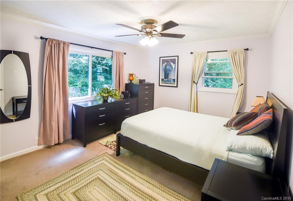 31 Arco Road Asheville, NC 28805 - Photo 21 of 24 Gallery Image 21