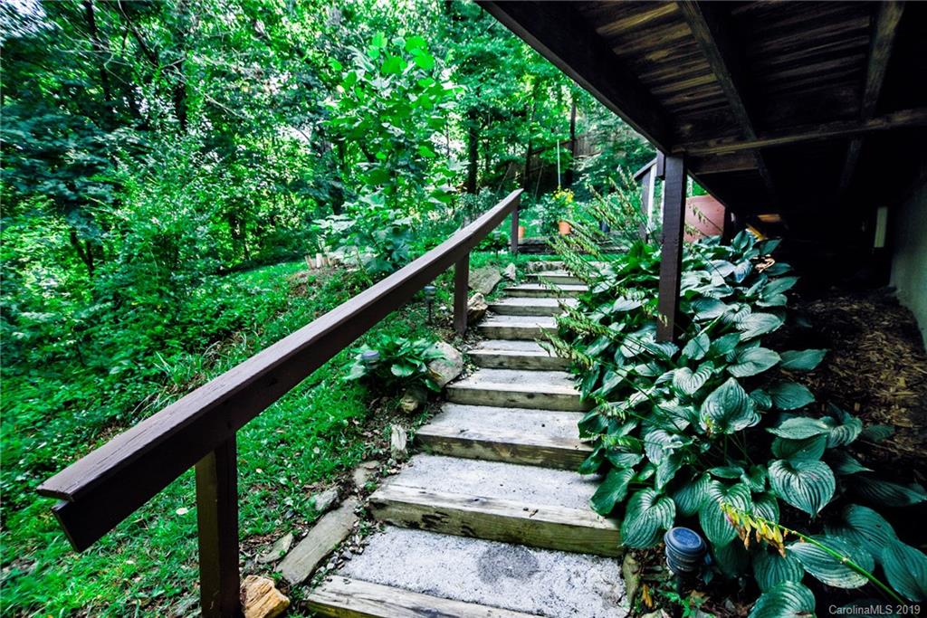 31 Arco Road Asheville, NC 28805 - Photo 6 of 24 Gallery Image 6