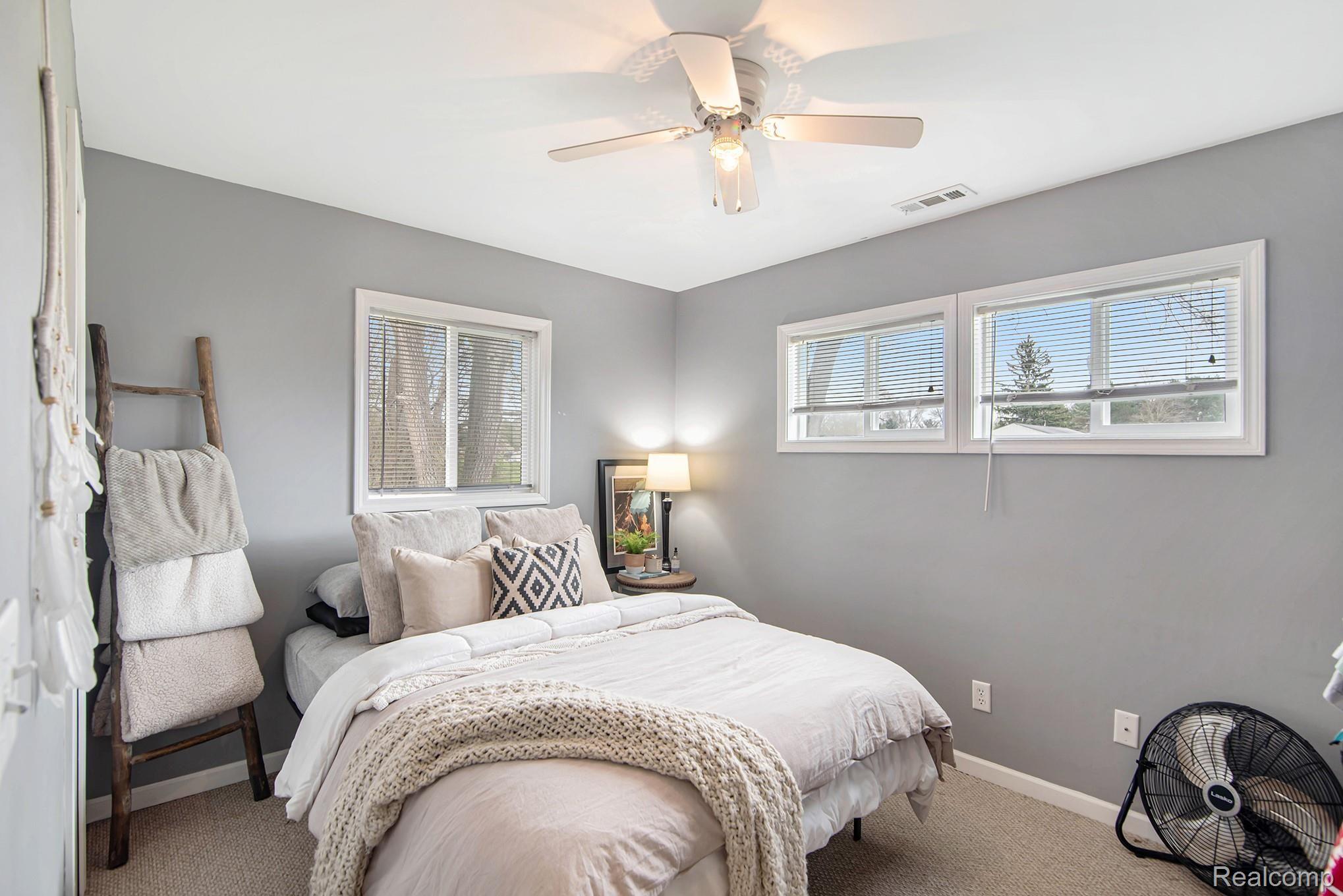 3331 East Pierson Road Flint, MI 48506 - Photo 7 of 18 DSC_1217.jpg