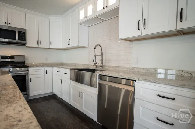 $589,000 | 110 Lakeview Drive, Winterville, GA 30683