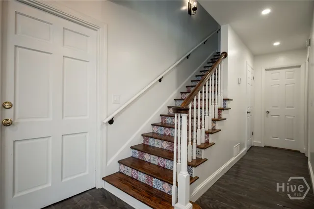 $589,000 | 110 Lakeview Drive, Winterville, GA 30683