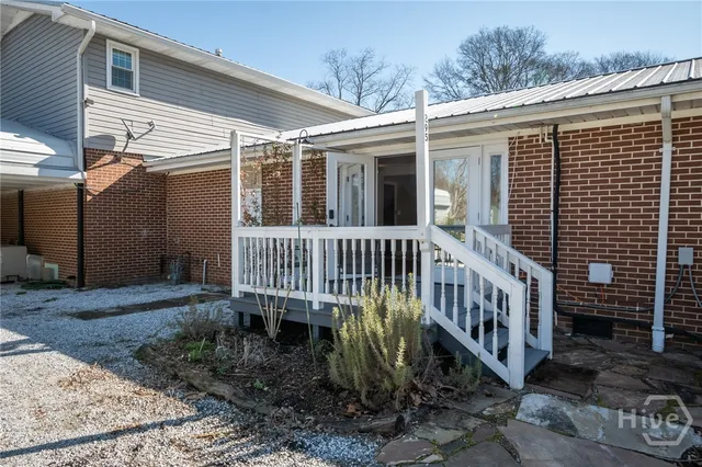 $589,000 | 110 Lakeview Drive, Winterville, GA 30683