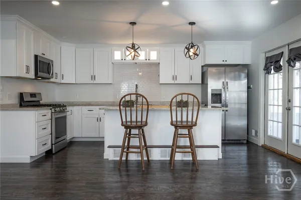 $510,000 | 110 Lakeview Drive, Winterville, GA 30683