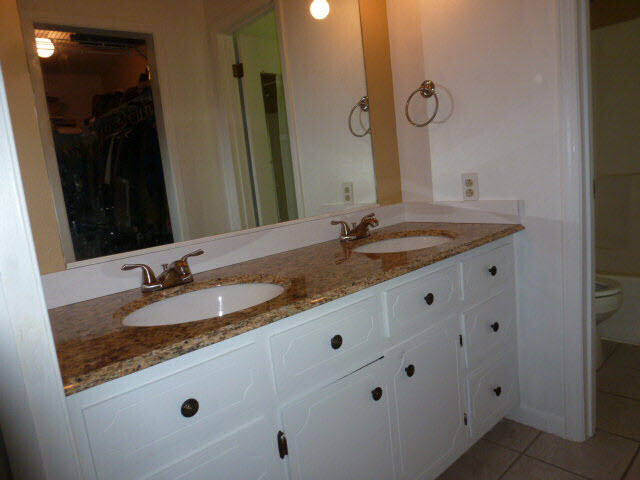 7640 Lake Road Bay Minette, AL 36507 - Photo 10 of 21 MASTER BATHROOM