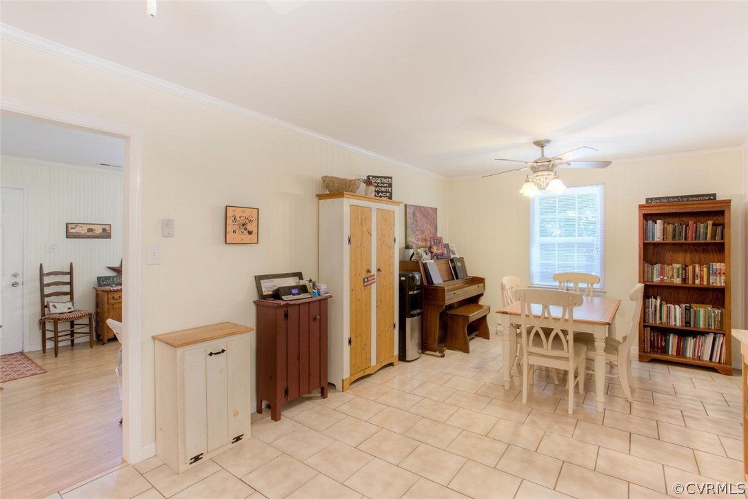 11841 River Road Chesterfield, VA 23838 - Photo 19 of 32 a view of a workspace with furniture and a kitchen