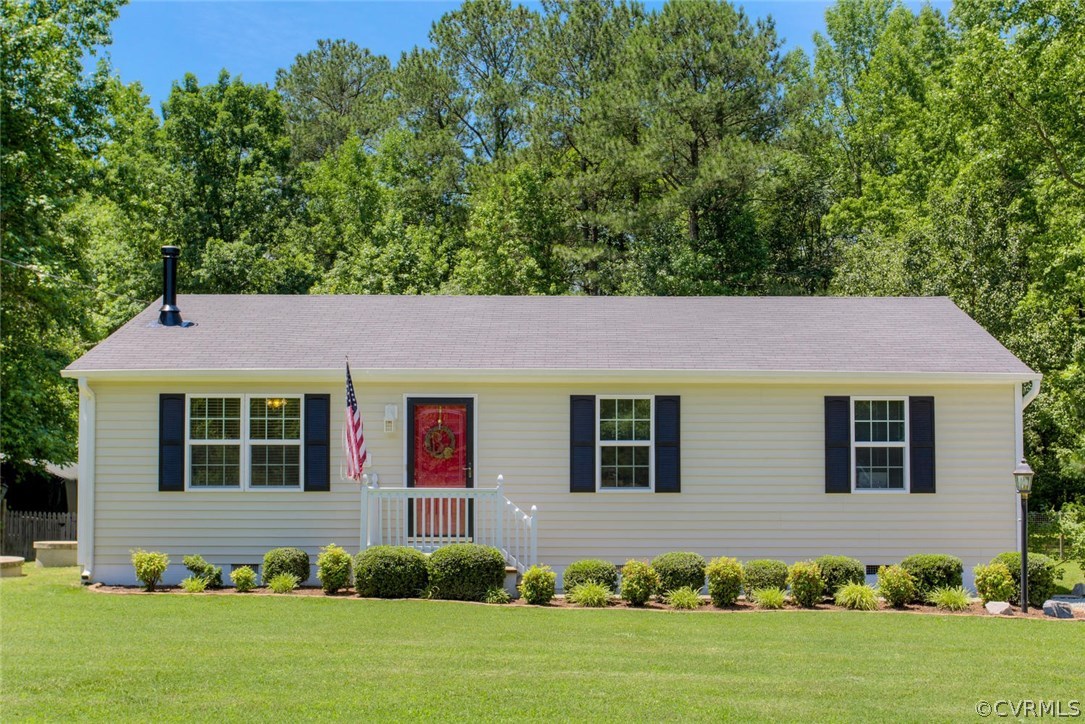 11841 River Road Chesterfield, VA 23838 - Photo 2 of 32 a view of front of house with a yard