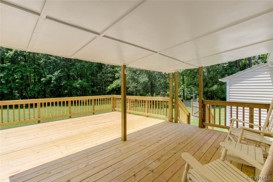 11841 River Road Chesterfield, VA 23838 - Photo 7 of 32 a view of a balcony with yard