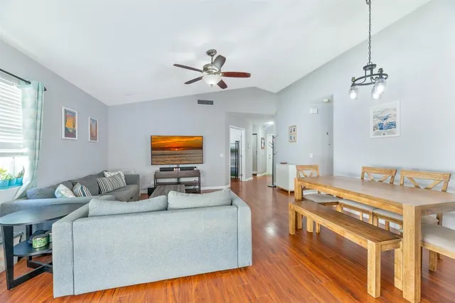 $585,000 | 1347 Seagrape Circle, Weston, FL 33326