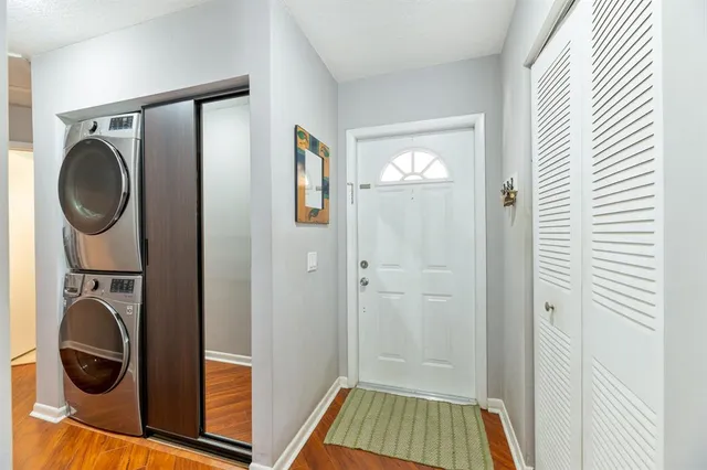 $585,000 | 1347 Seagrape Circle, Weston, FL 33326