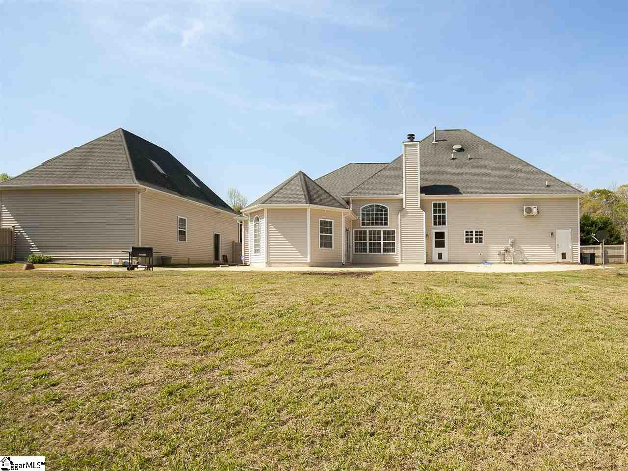 1411 Fairview Road Simpsonville, SC 29680 - Photo 29 of 33