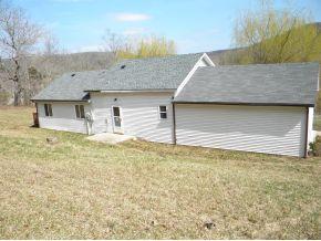121 Log Lick Road Florence, IN 47020 - Photo 2 of 12