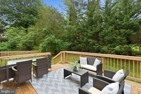 $1,049,900 | 1122 Bettstrail Way, Potomac, MD 20854