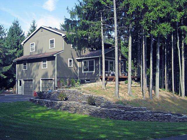 534 Thayer Road Perinton, NY 14450 - Photo 1 of 1 Exterior Front