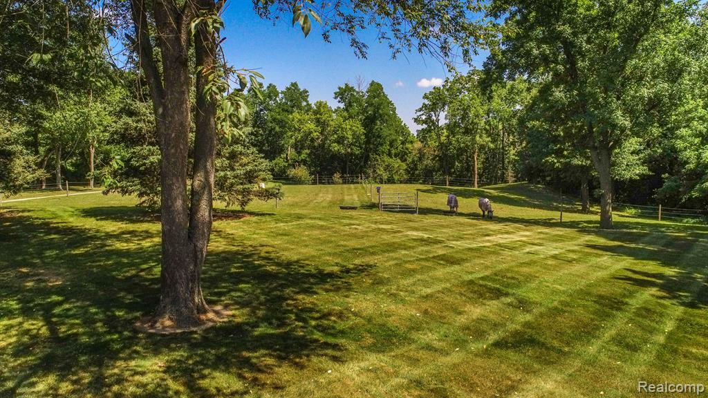 13458 Clyde Road Holly, MI 48442 - Photo 42 of 50