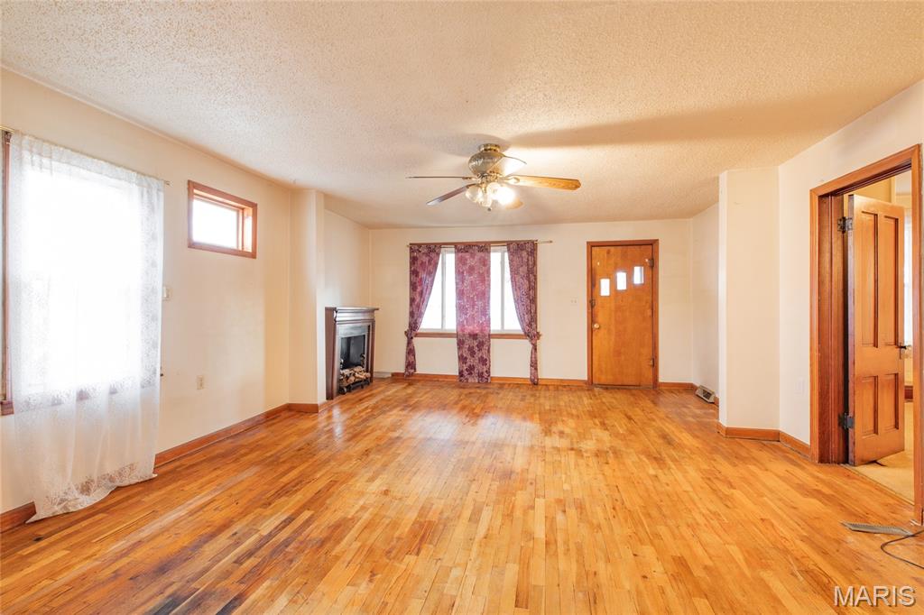 919 West 7th Street Staunton, IL 62088 - Photo 14 of 37