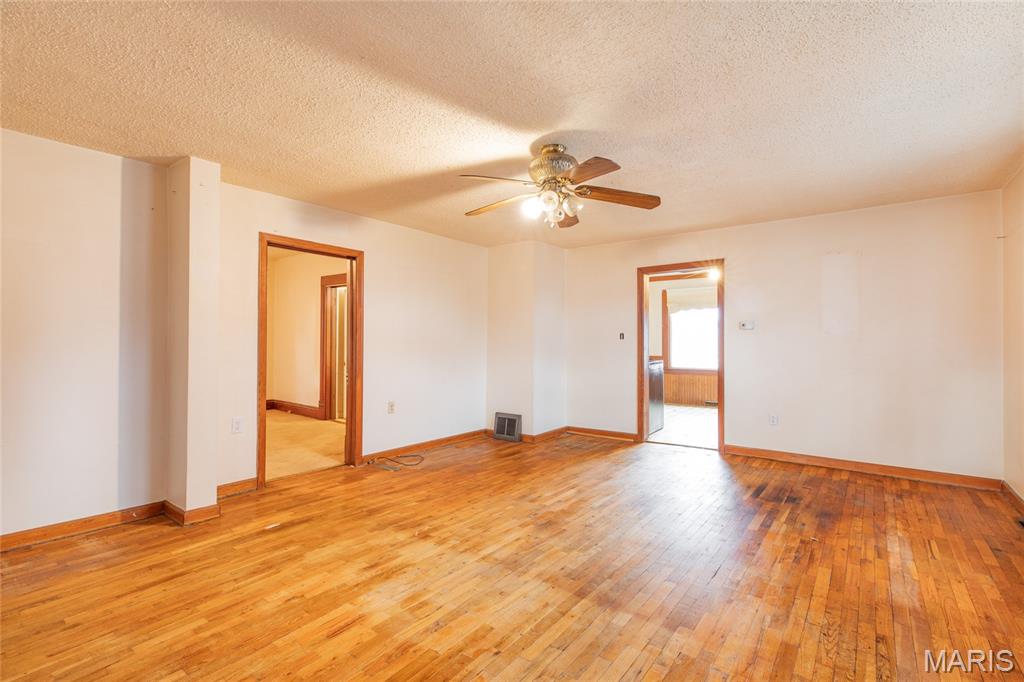 919 West 7th Street Staunton, IL 62088 - Photo 16 of 37