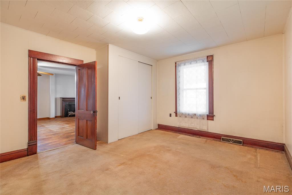 919 West 7th Street Staunton, IL 62088 - Photo 23 of 37