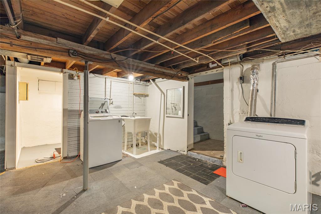 919 West 7th Street Staunton, IL 62088 - Photo 31 of 37