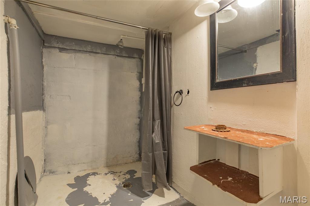 919 West 7th Street Staunton, IL 62088 - Photo 35 of 37