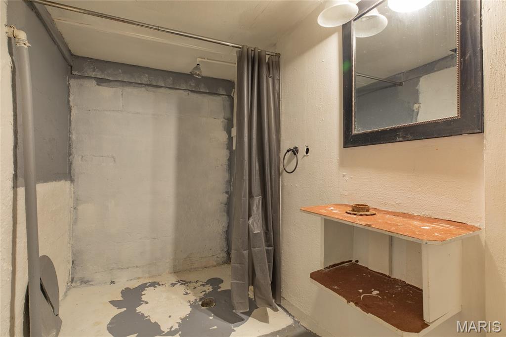 919 West 7th Street Staunton, IL 62088 - Photo 36 of 37